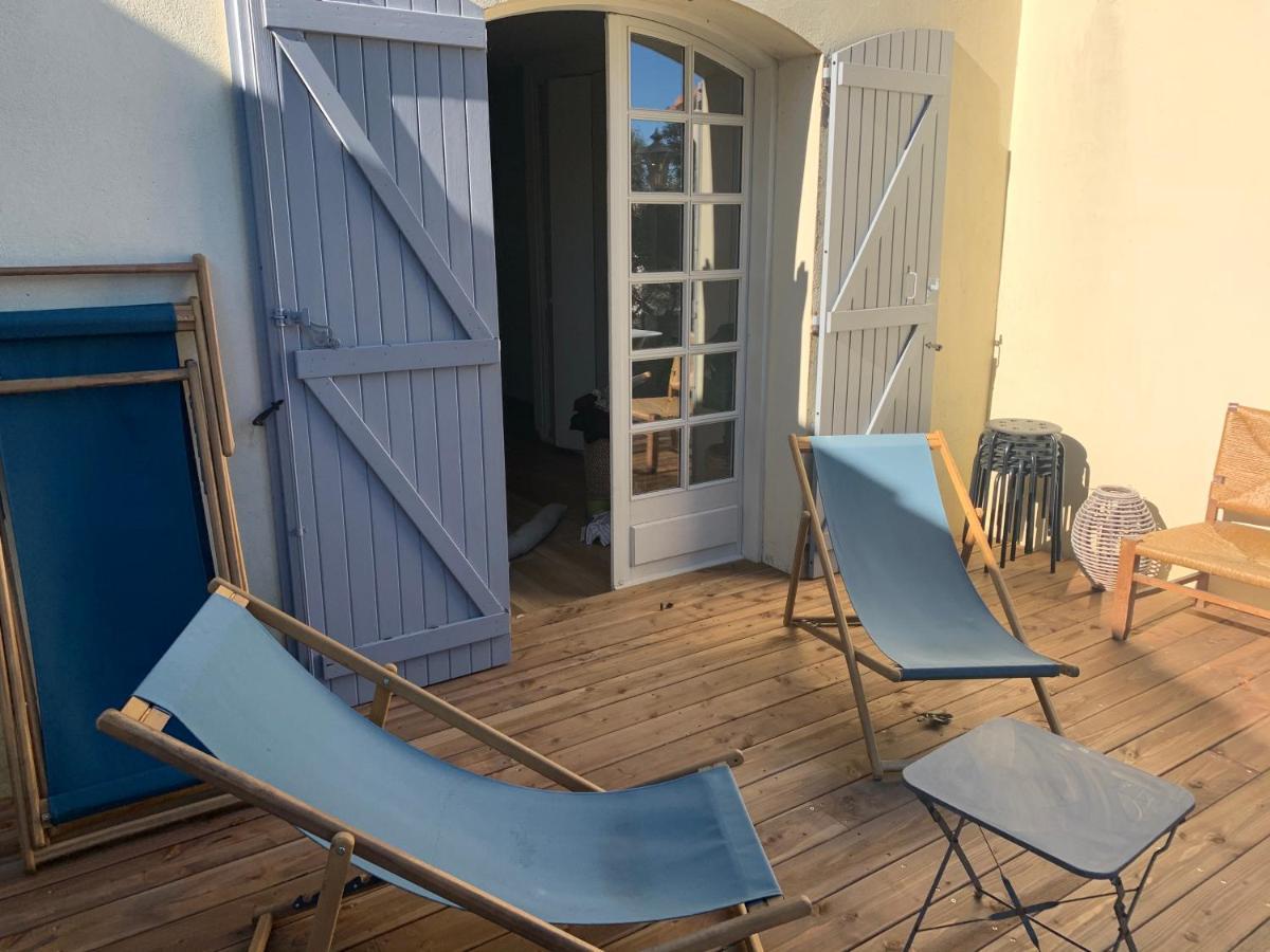 Magnifique Demeure Familiale Castries Exterior foto